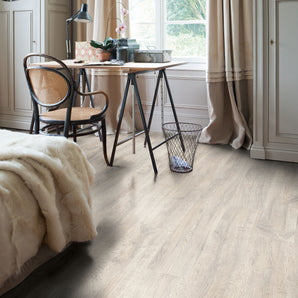Quick Step Classic Reclaimed White Patina Oak 8mm Laminate Flooring CL1653