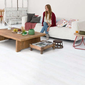 White Planks 8mm Quick Step Impressive Flooring Laminate  IM1859