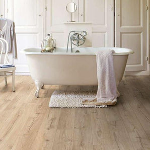 Quick Step Impressive Ultra Classic Oak Beige 12mm Laminate Flooring IMU1847 - SAMPLE