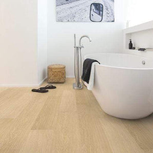 Quick Step Impressive Ultra White Varnished Oak Laminate Flooring 12mm IMU3105 - SAMPLE