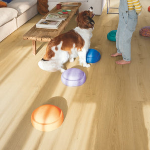 Quick Step Alpha Bloom Brushed Oak Honey LVT Flooring AVMPU40318 - SAMPLE