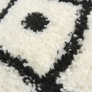 Snug Nomadic White Rug