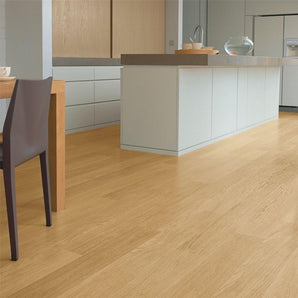 Quick-Step Eligna Hydro 800 Varnished Oak Natural Laminate Flooring 8mm EL896
